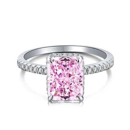 Engagement ring with square stone